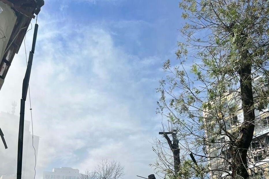 Ataque russo provoca várias explosões no centro de Kiev