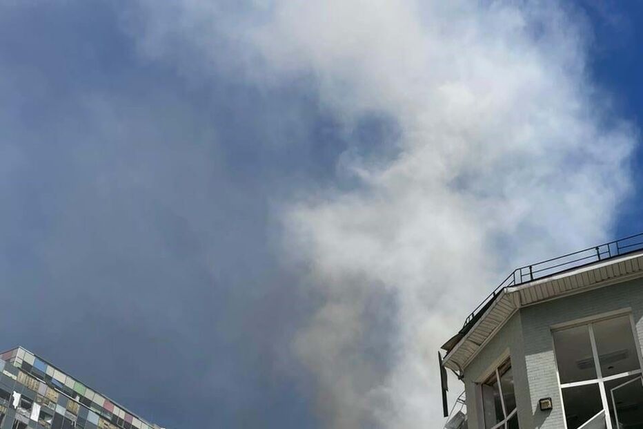 Ataque russo provoca várias explosões no centro de Kiev