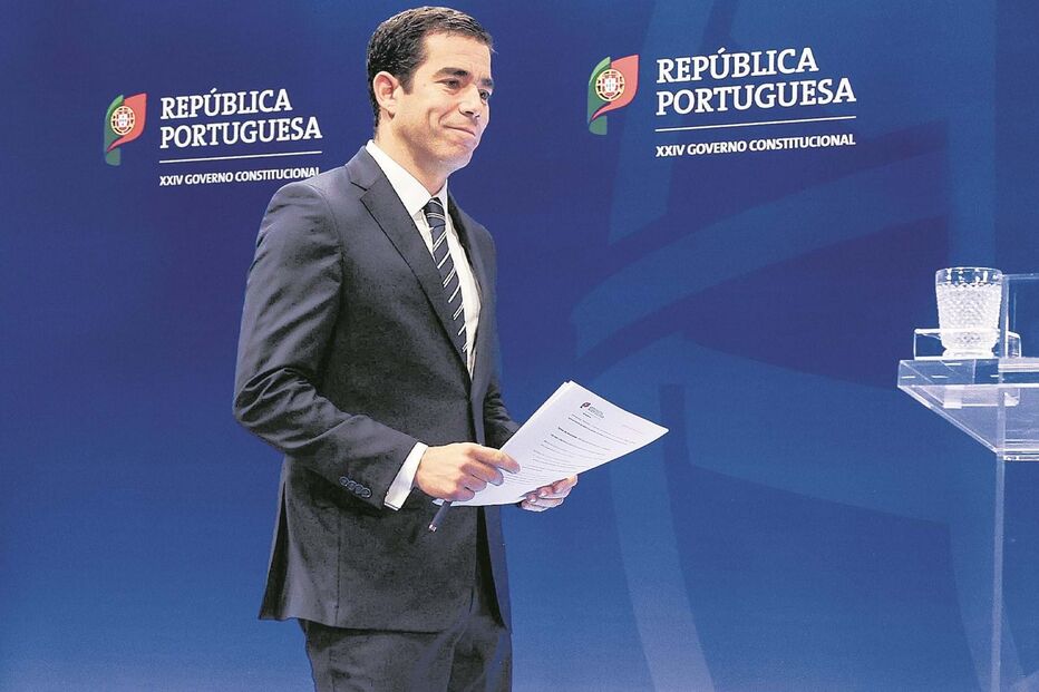 Ministro da Presidência, Leitão Amaro,  após a reunião do Conselho de Ministros 