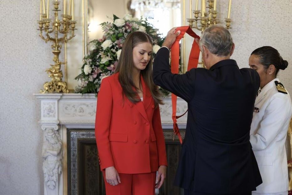 Marcelo condecorou princesa Leonor de Espanha com a Ordem de Cristo