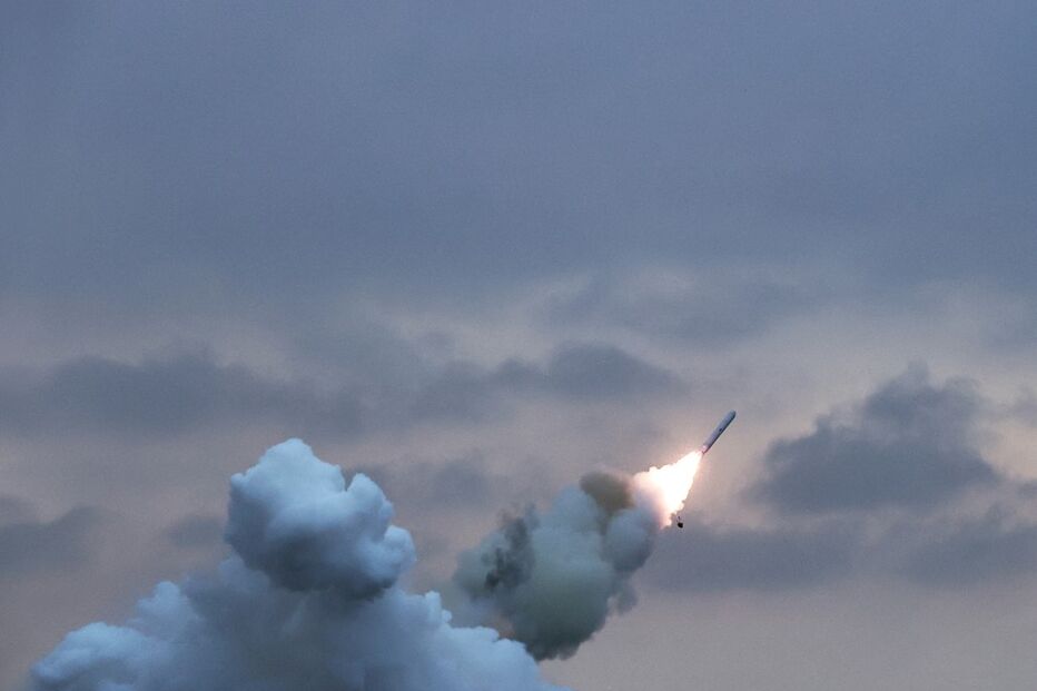 Imagem Lateral Missil cruzeiro 50199489.jpg (21861209) (Milenium)