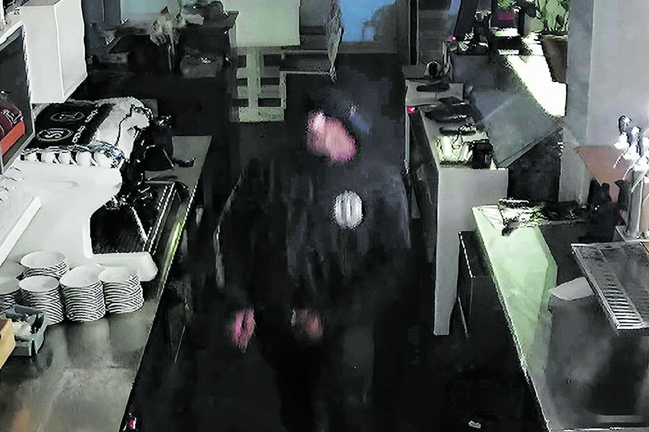 Assaltante no interior de um dos restaurantes de Peniche 