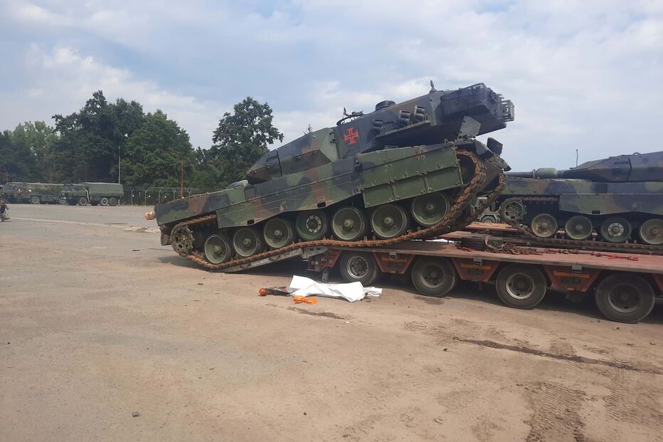 Carros de combate portugueses chegam à Eslováquia