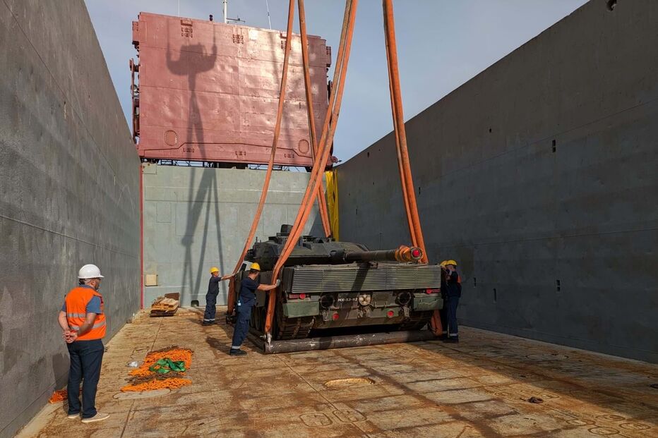 Carros de combate portugueses chegam à Eslováquia