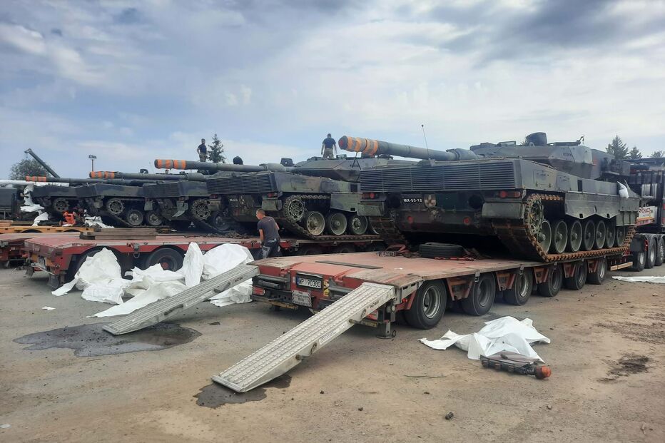 Carros de combate portugueses chegam à Eslováquia