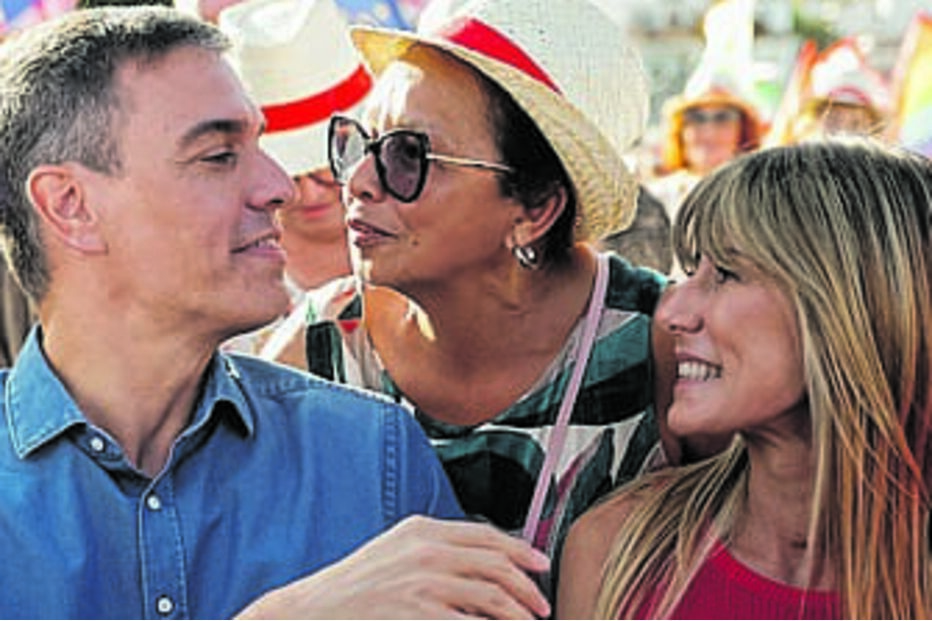 Sánchez com Begoña Gómez 