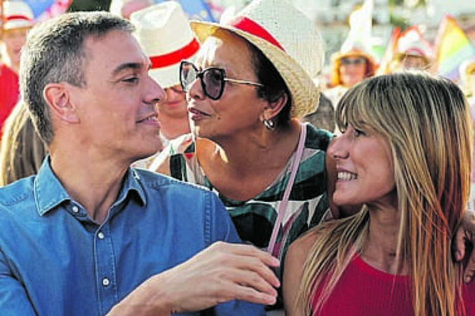 Sánchez com Begoña Gómez 