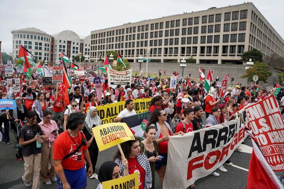 Milhares protestam junto do Capitólio em Washington antes de discurso de Netanyahu