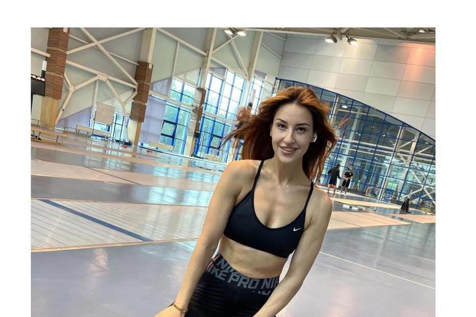 Yana Egorian, esgrimista russa