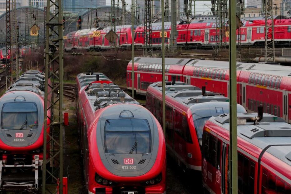 Comboios da empresa alemã Deutsche Bahn
