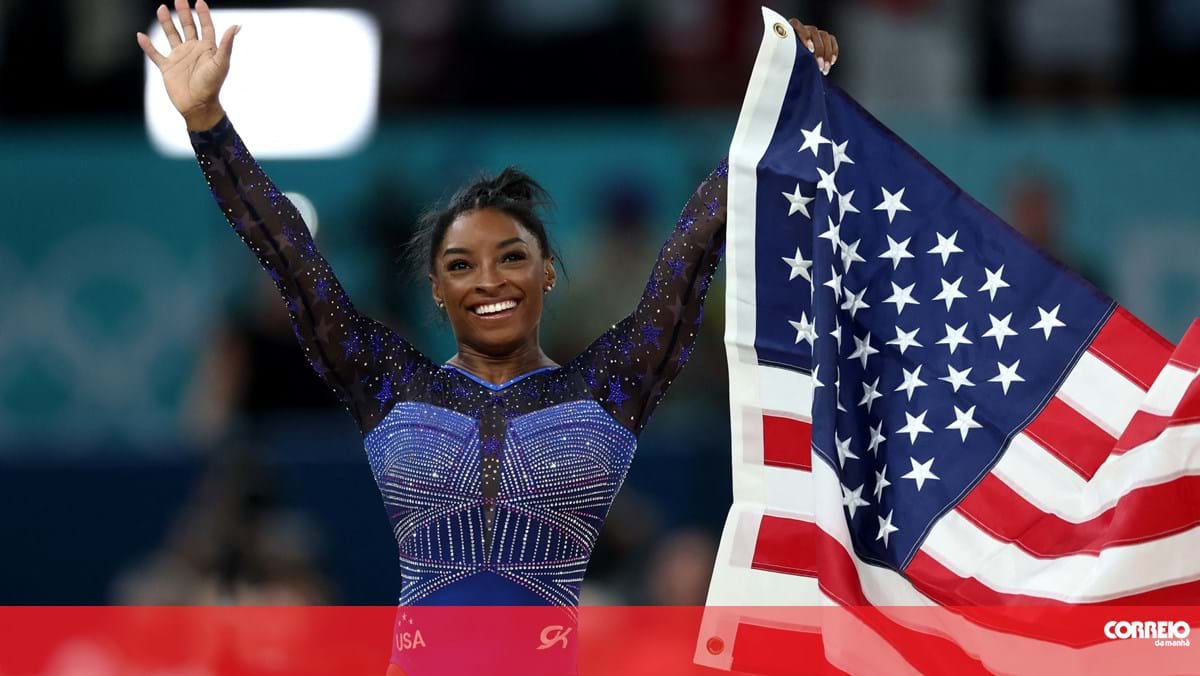 Simone Biles sagra-se campeã de ginástica artística nos Jogos Olímpicos pela segunda vez