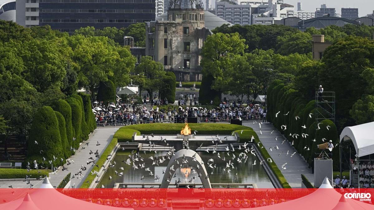 Hiroshima recorda mortos no 79.º aniversário da primeira bomba atómica – Mundo