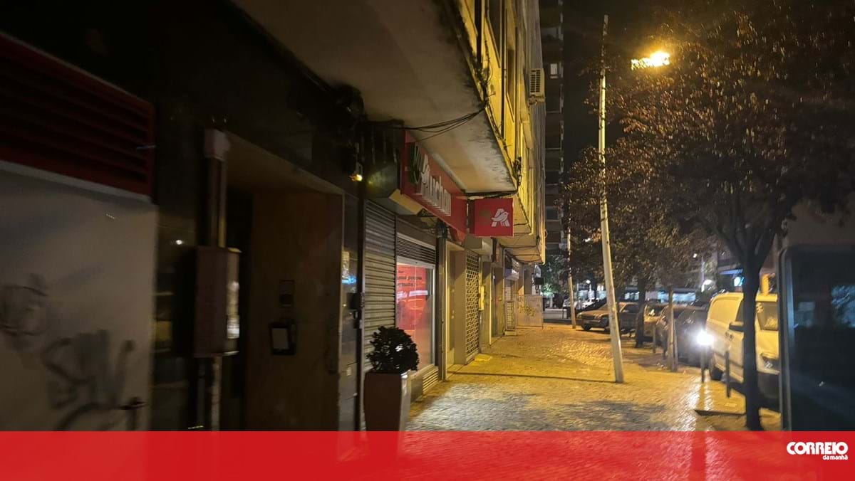 Auchan assaltado com recurso a arma de fogo em Almada