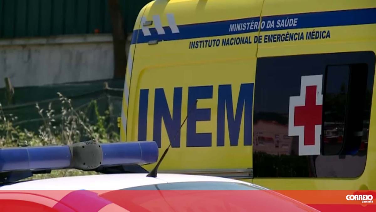 Homem de 60 anos morre em despite de carro em Cascais. Viatura foi contra um poste