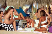 Fernanda Serrano e Pedro Miguel Ramos Juntos no Algarve e ao lado dos quatro filhos