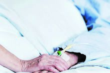 Em 3 anos morreram 5 mil utentes à espera de vaga em cuidados paliativos