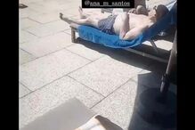 Pinto da Costa e Soares Dias aparecem descontraídos junto à piscina