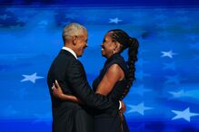 Barack Obama e Michelle Obama no segundo dia da Convenção Nacional Democrática em Chicago