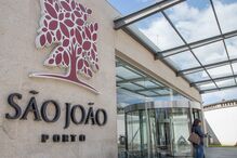 Mulher esfaqueada com arma branca pelo companheiro no Porto