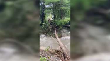 Casas arrastadas e pontes destruídas: os danos causados por inundações em Vermont 