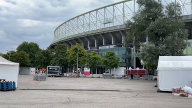 O ambiente no estádio de Viena após o cancelamento dos concertos de Taylor Swift