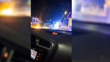 Dois motociclistas em estado grave após colisão com carro em Oliveira do Bairro