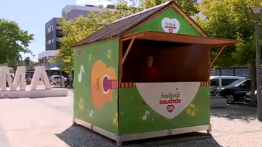 Ponto de venda do Festival da Saudade instalado em Fátima