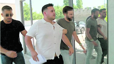 Miguel Bravo, de 21 anos, foi detido pela Polícia Judiciária, em Porto Alto. Ficou em liberdade após o primeiro interrogatório