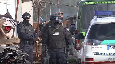 Casal suspeito de onda de assaltos usava NIF de Passos Coelho em compras com cartão roubado