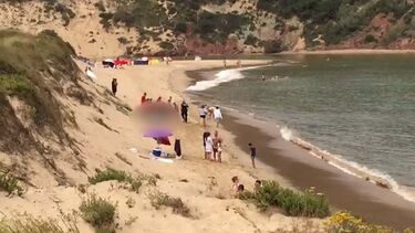 Homem morre de ataque cardíaco no mar em São Martinho do Porto