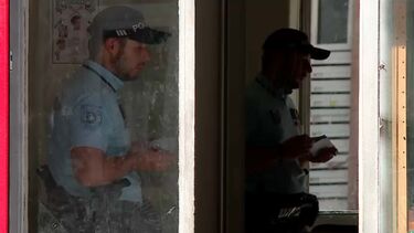 Dupla armada rouba carro na Amadora