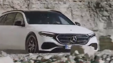 Conheça a carrinha da Mercedes Benz perfeita para brincar fora do alcatrão