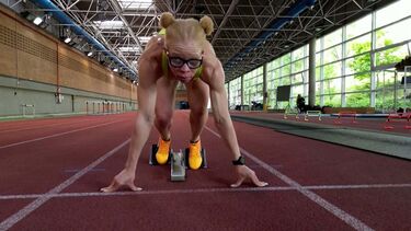 Saiu do Mali para não morrer por ser albina. Agora corre para o ouro nos Jogos Paralímpicos