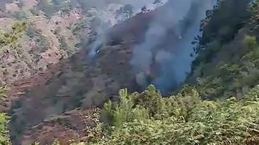 Aviões Canadair atuam na Madeira na cordilheira central e helicóptero na Ponta do Sol