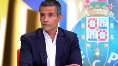 Tiago Silva " Um jogador que tem tudo e se mantém disponível para a seleção é de realçar".