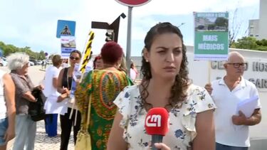 Protestos contra o fecho do bloco de partos no hospital de Portimão       