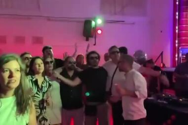 Vídeo a que o CM teve acesso mostra festa no casamento de Mariana Mortágua
