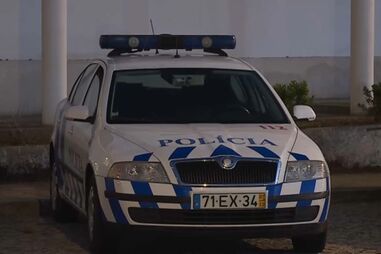 Dois homens detidos por agressão com arma branca junto à igreja do Santo Cristo dos Milagres em São Miguel nos Açores