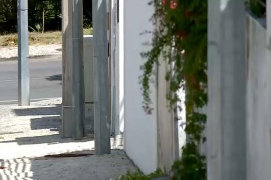 Mãe de campeão nacional de rali vítima de roubo e sequestro na Charneca da Caparica