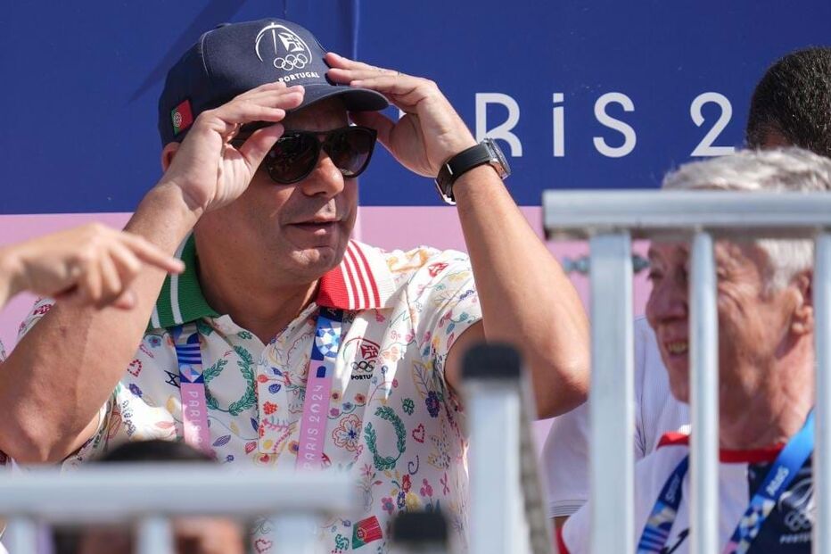 Luís Montenegro assiste a prova de canoagem nos Jogos Olímpicos