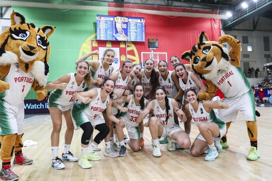 Portugal vence no Europeu feminino de basquetebol de sub-18 e fica a um triunfo do Mundial