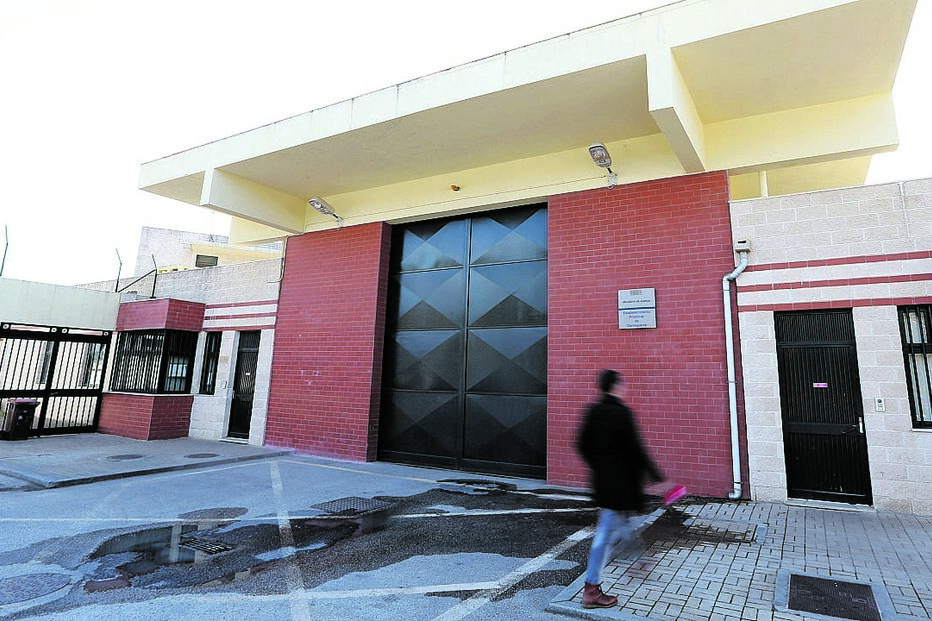 Suspeito foi transferido para a cadeia da Carregueira