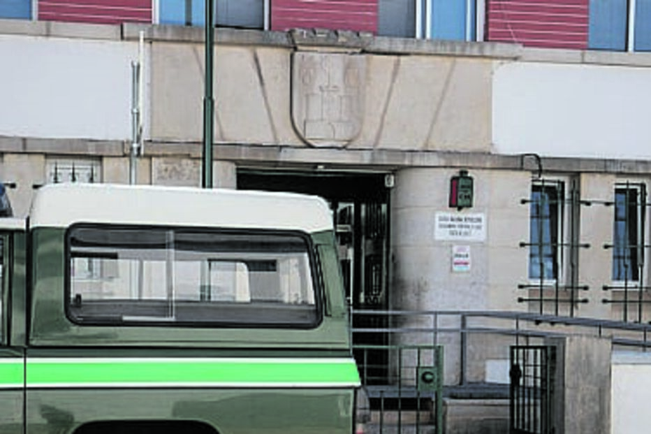 GNR de Loulé procura suspeito 