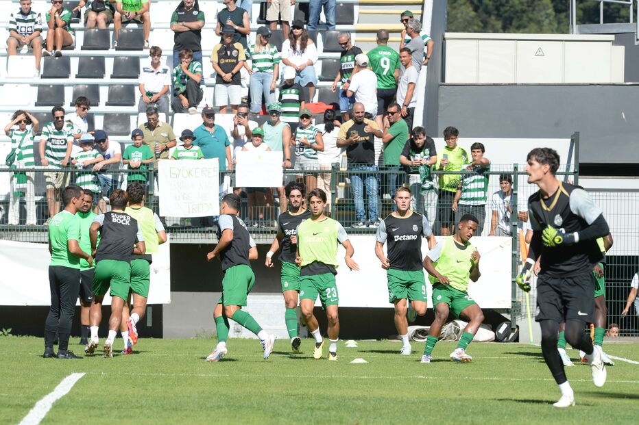 Sporting joga com o Nacional