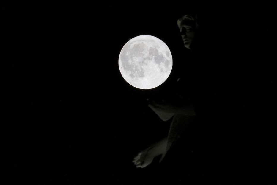 Super Lua na Sofia, Bulgária