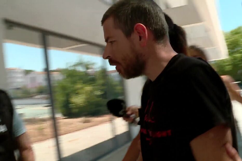 Inquilino viveu 19 dias com cadáver de professor reformado debaixo da cama