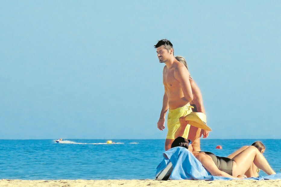 Lourenço Ortigão foi à água com a mãe 