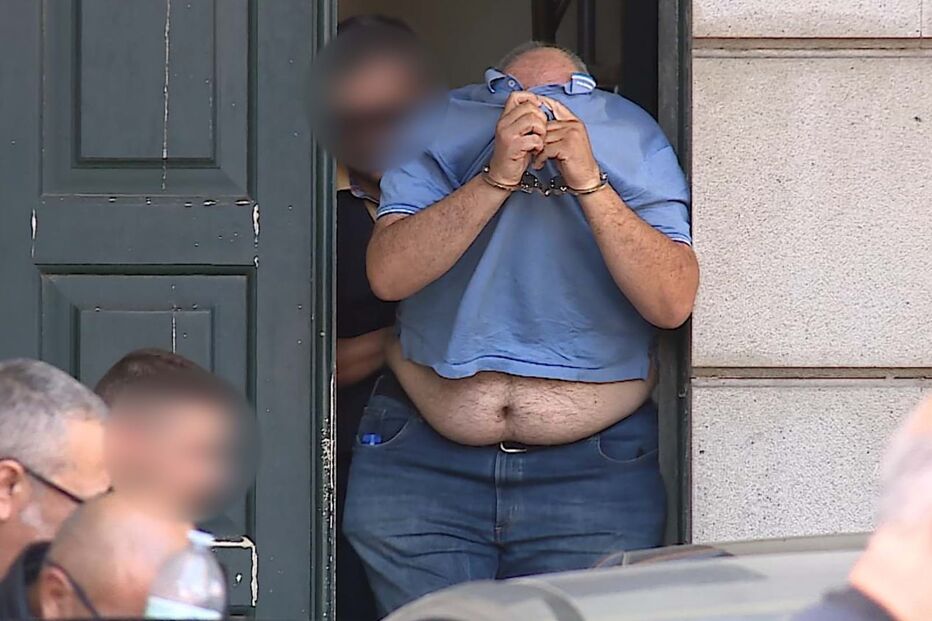 Cabecilha foi o único dos três detidos a esconder o rosto