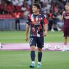 <![CDATA[ PSG isola-se à condição no topo da Liga francesa com 'hat-trick' de João Neves ]]>