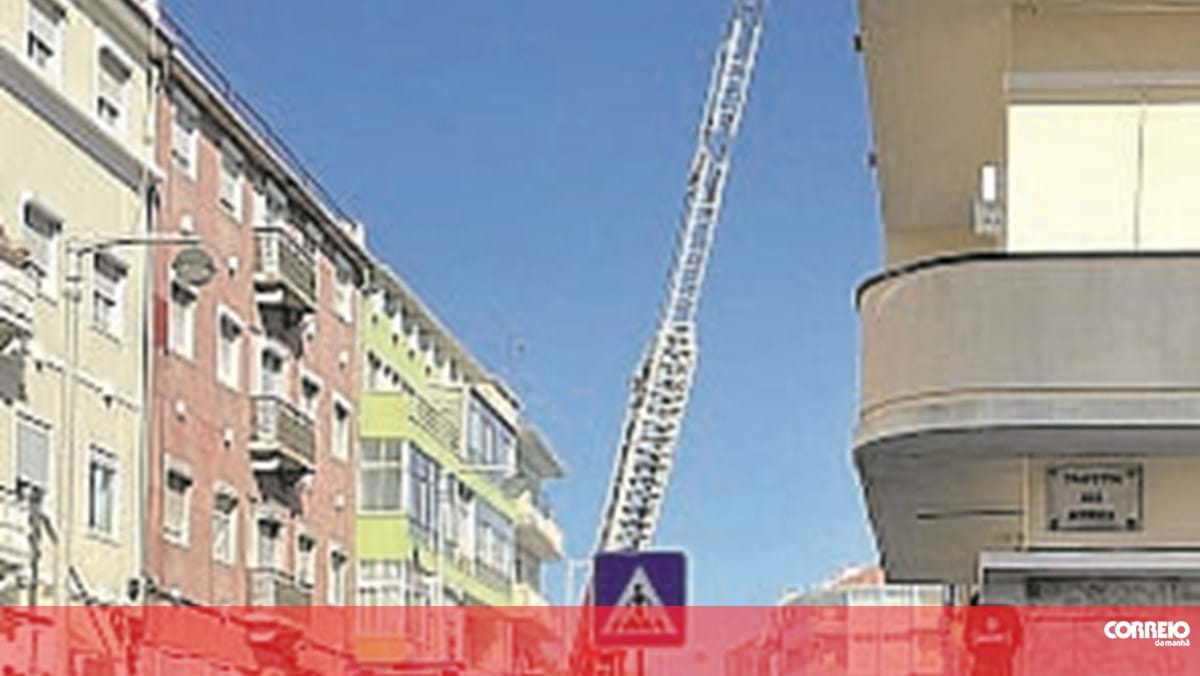 Fire Displaces 30 Residents in Lisbon: What Happened?